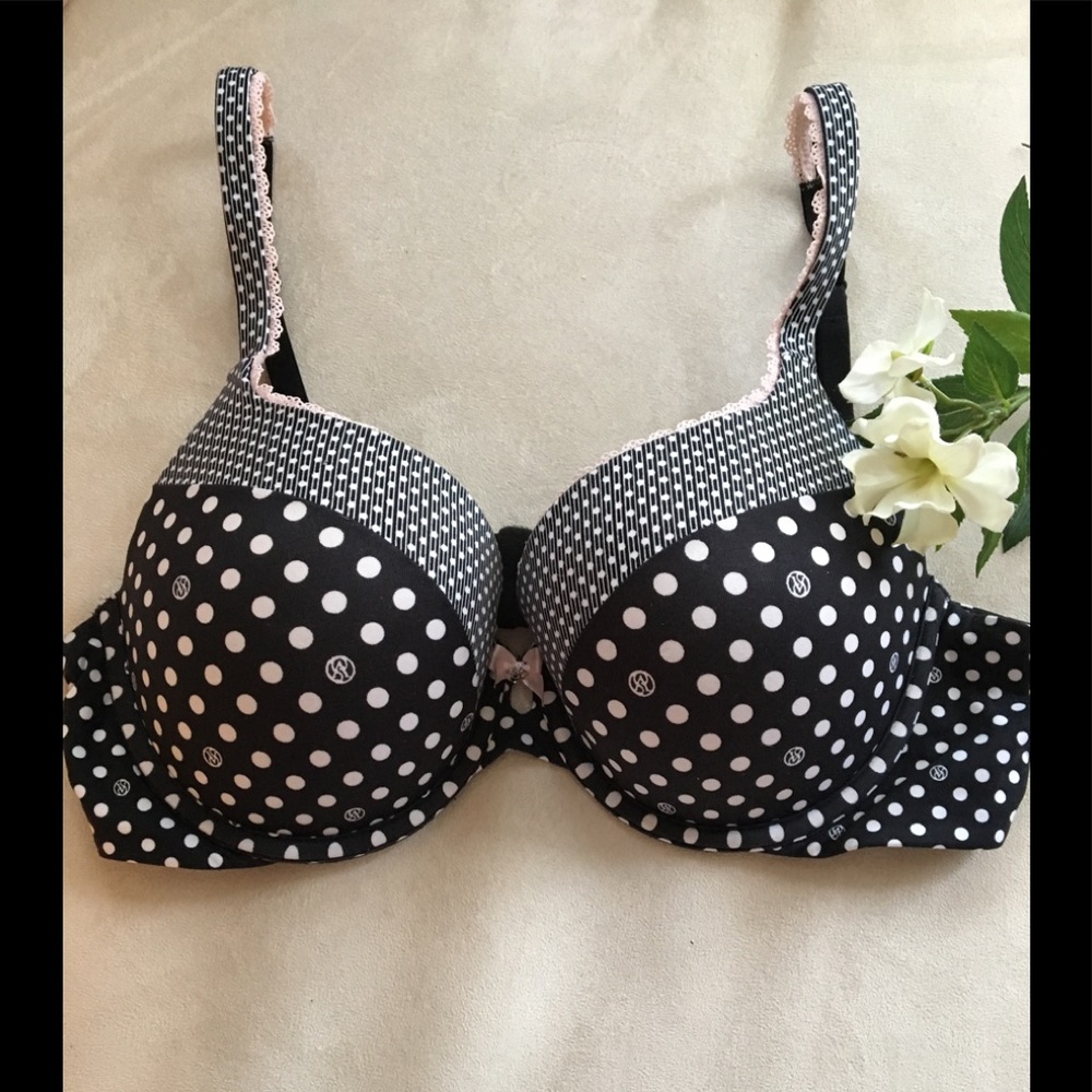 Sale🎉VICTORIAS SECRET perfect shape 36 C